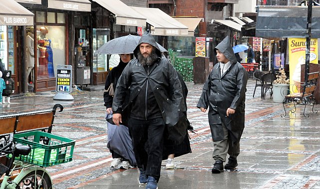 Edirne'de sağanak etkili oldu