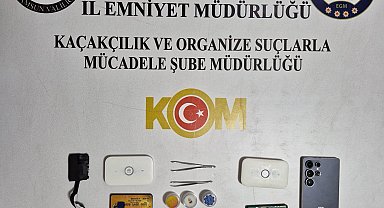 Ehliyet sınavında kopya düzeneği ortaya çıkarıldı