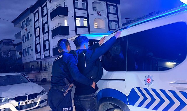 Ehliyet sınavında kopya düzeneğiyle yakalandı, 2 yıl sınavlardan men edildi
