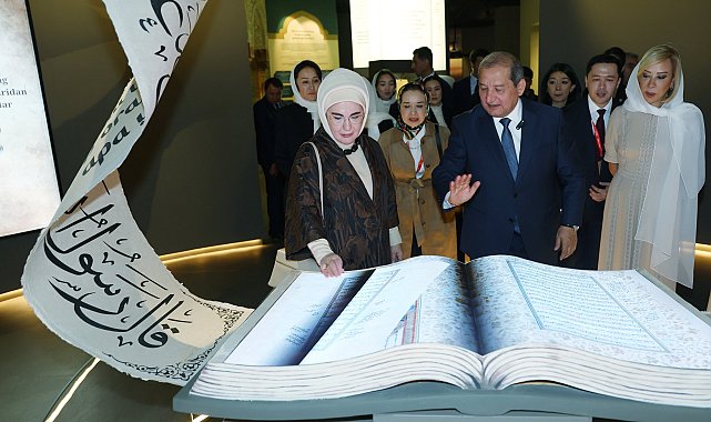 Emine Erdoğan, İmam Buhari Anıt Kompleksi'ni ziyaret etti