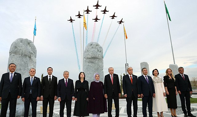 Emine Erdoğan'dan TDT Zirvesi paylaşımı