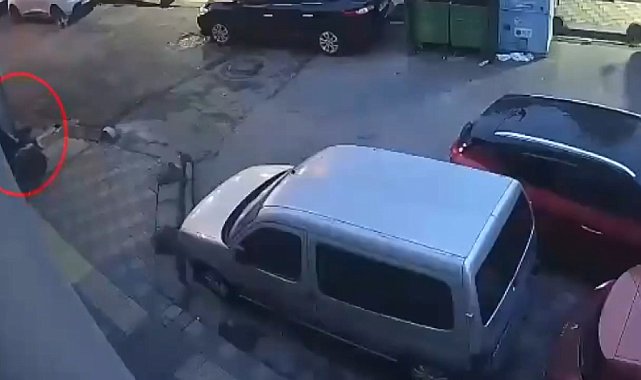 Esenler'de motosiklet hırsızlığı kamerada; 1 kişi tutuklandı