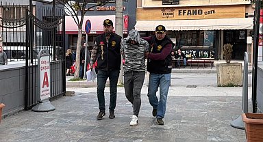 Eskişehir'de arkadaşını bıçaklayıp öldüren şüpheli tutuklandı