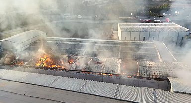 Fabrikada çıkan yangın, 3 saatte kontrol altına alındı