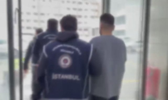 Fatih'te göçmen kaçakçılığı ve resmi belgede sahtecilik operasyonu: 2 tutuklama