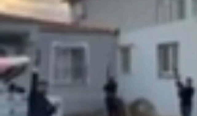Foça'da düğünde havaya ateş açan 14 kişiye gözaltı