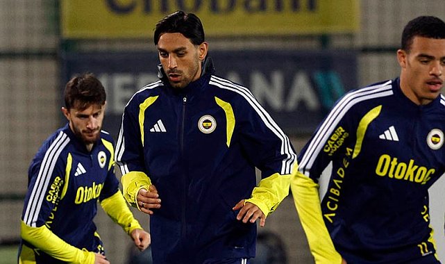 Galatasaray maçının hazırlıklarını tamamlayan Fenerbahçe derbi öncesinde kampa girdi