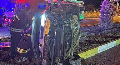 Gaziantep'te devrilen otomobilin sürücüsü öldü