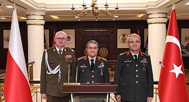 Genelkurmay Başkanı Bayraktaroğlu, Polonya Kara Kuvvetleri Müfettişi Tümgeneral Fajkowski'yi kabul etti