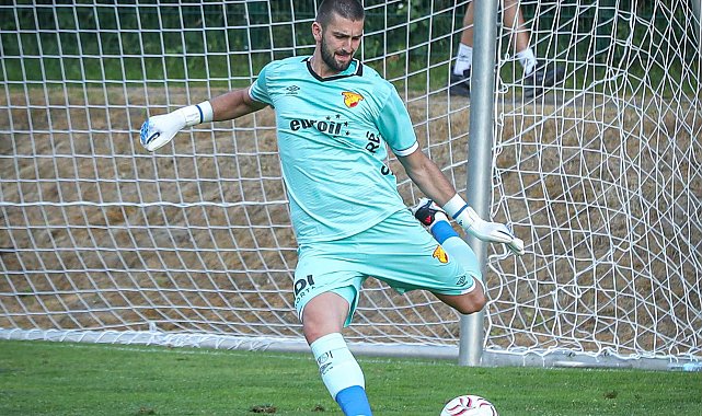Göztepe'de kale Arda ile emin ellerde