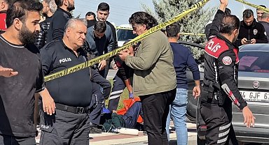 Hakkında uzaklaştırma kararı olan eşi tarafından 8 bıçak darbesiyle öldürüldü