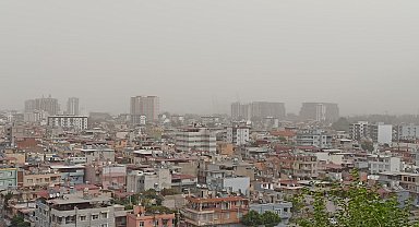 Hatay'da toz taşınımı