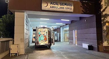 İnşaatta demir çubuğun üzerine düşen işçi yaralandı