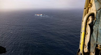 İran: Hürmüz Boğazı'nda bir petrol tankeri mayına çarptı