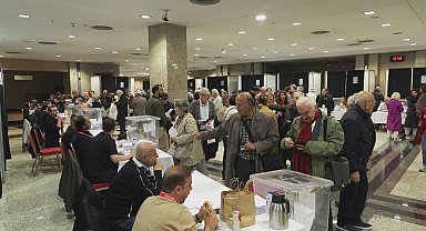 İstanbul Barosu başkanlık seçiminde oy kullanma işlemi sürüyor