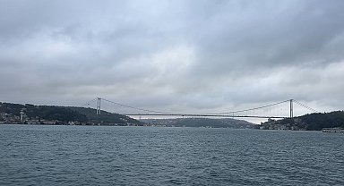 İstanbul Boğazı'nda gemi trafiği 'Antonia S' isimli geminin geçişi nedeniyle askıya alındı -2 Ek görüntü