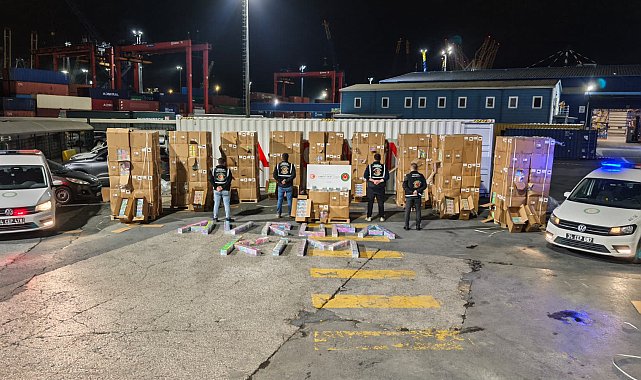 İstanbul'da 310,5 milyon liralık kaçak elektronik sigara ele geçirildi