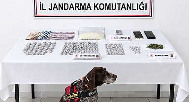 İzmir'de uyuşturucu operasyonuna 2 tutuklama