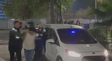 Kadıköy'de silahla havaya ateş açan kişi polis ekipleri tarafından yakalandı