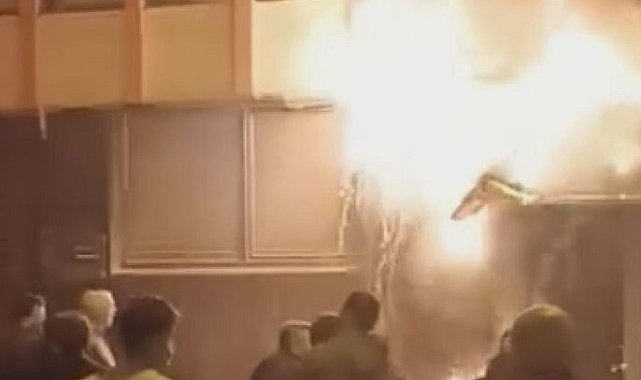 Kağıthane'de iş yerinde çıkan yangın söndürüldü