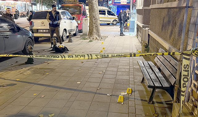 Kaldırımda yürürken motosiktetten açılan ateşle yaralandı