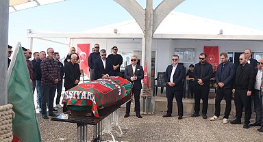 Karşıyaka'da Palaoğlu'na veda