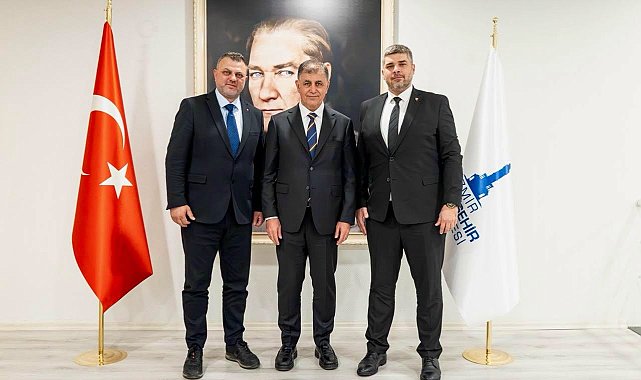 Karşıyaka'dan Başkan Tugay'a stat ziyareti