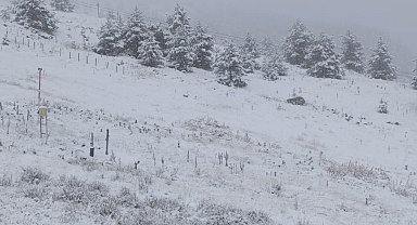 Kartalkaya beyaza büründü