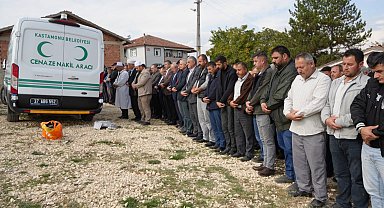Kastamonu'da tarlada çıkan kavgada öldürülen 4 kişi, toprağa verildi