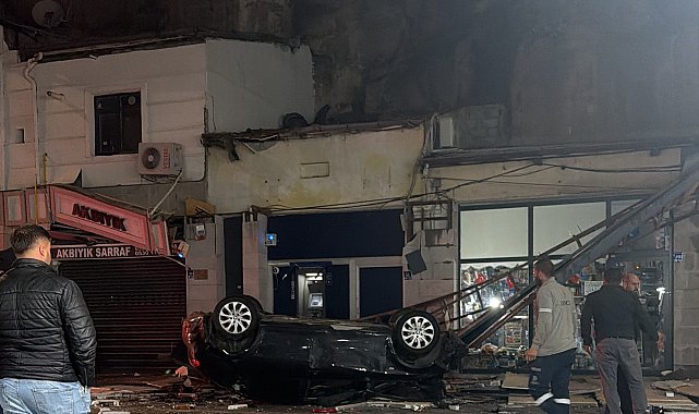 Kayseri'de 50 metre yükseklikten iş yerlerinin üzerine otomobilin sürücüsü yaralandı