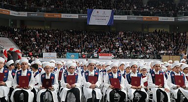 Kayseri'de 738 öğrenci için hafızlık icazet merasimi düzenlendi