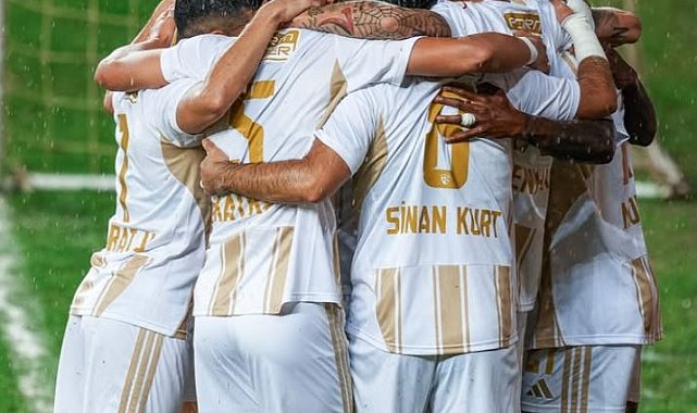 Kayserispor, ligin en fazla gol atan ve en az gol yiyen takımı oldu