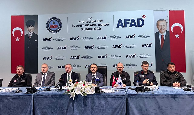 Kocaeli'de sele neden olan sağanakta 1900 olaya müdahale edildi, mahsur kalan 267 kişi kurtarıldı