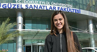 Konuşmaya başlamadan resim yapmayı öğrenen otizmli Eylül, Güzel Sanatlar Fakültesi'ne başladı