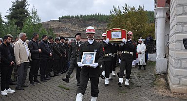Kore gazisi askeri törenle son yolculuğuna uğurlandı