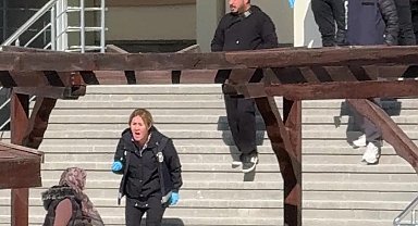 KPSS sınavına 1 dakika geç kalan aday, içeri alınmayınca sinir krizi geçirdi