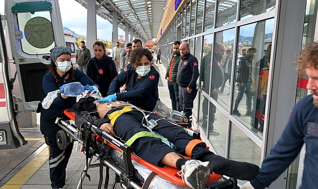 Kütahya'da yolcu treninin çarptığı yaya ağır yaralandı