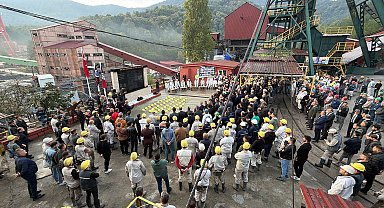 Maden faciasında ölen 43 işçi anıldı