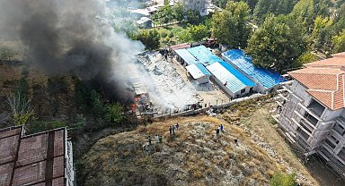 Malatya'da işçilerin kaldığı 30 konteyner yandı