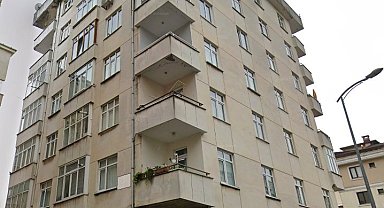 Maltepe'de 3 katı çöken binaya ilişkin bilirkişi ön raporu: 2 kez verilen yıkım kararı uygulanmamış