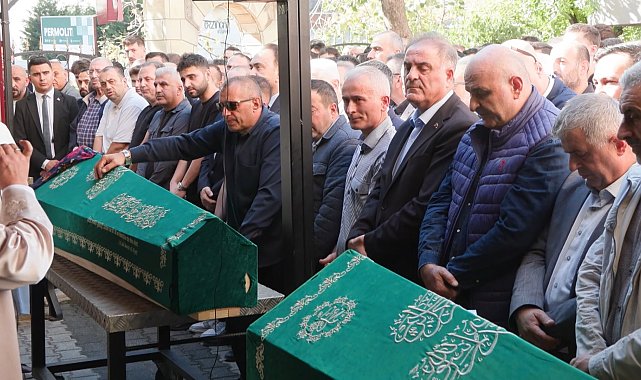 Maltepe'de çöken binada hayatını kaybeden kardeşler son yolculuğuna uğurlandı Aktüel görüntüyle geniş haber