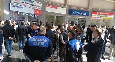 Manisa Otogarı'nda tahliye protestosu; ana giriş kapısı otobüslerle 4 saat ulaşıma kapatıldı