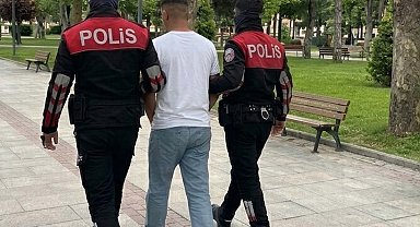 Manisa'da 152 yıl hapis cezasıyla aranan 17 yaşındaki firari yakalandı