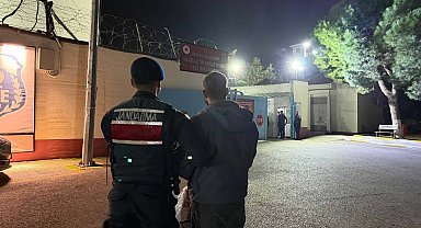 Manisa'da firari hükümlüyü jandarma yakaladı