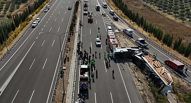 Manisa'daki otobüs kazasında ölü sayısı 12'ye çıktı