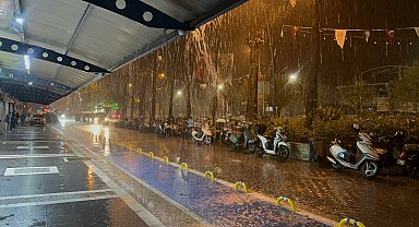 Marmaris'te sağanak etkili oldu