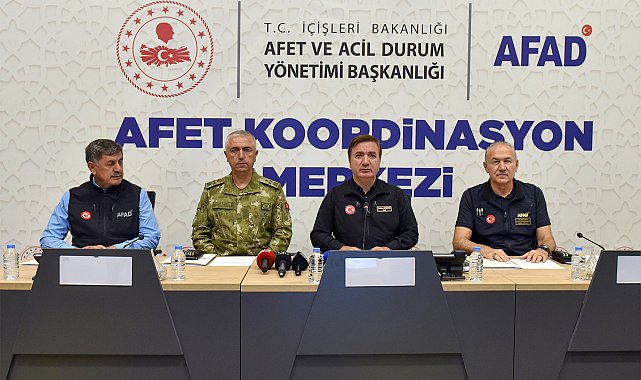 Mehmetçik'ten 'deprem tatbikatı'