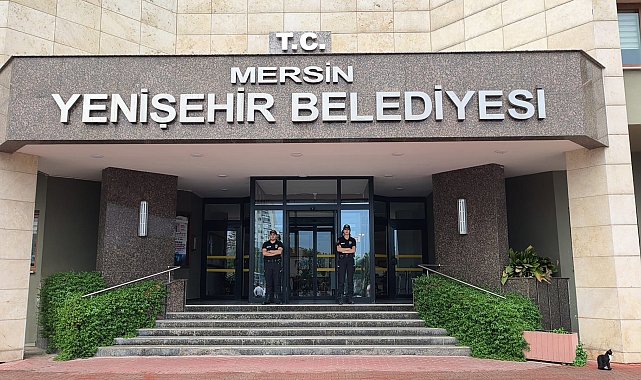 Mersin'de Büyükşehir ve 2 ilçe belediyesine operasyon; Vahap Seçer dahil, 59 gözaltı