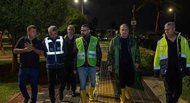 Mersin'de sağanak etkili oldu