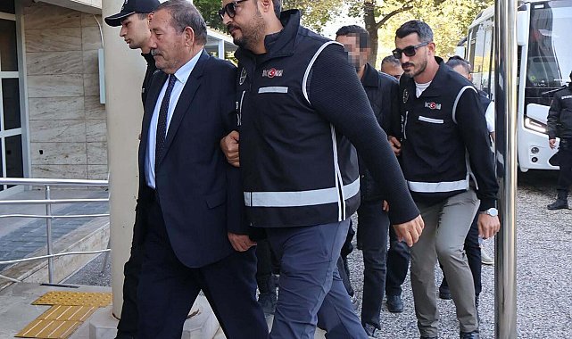 Milas Belediye Başkanlığı görevinden uzaklaştırılan Topuz, Burdur Cezaevi'ne nakledildi